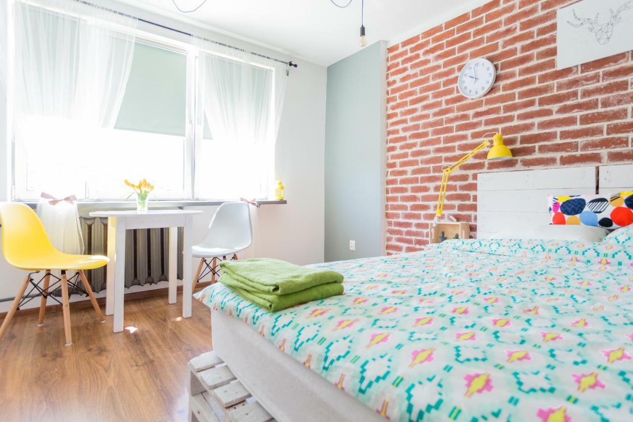 Twarda 54-warszawski Sen Apartment